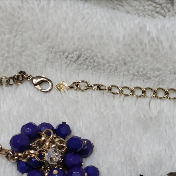 Banana Republic Blue and Clear Beaded Necklace! - Picture 4 of 8